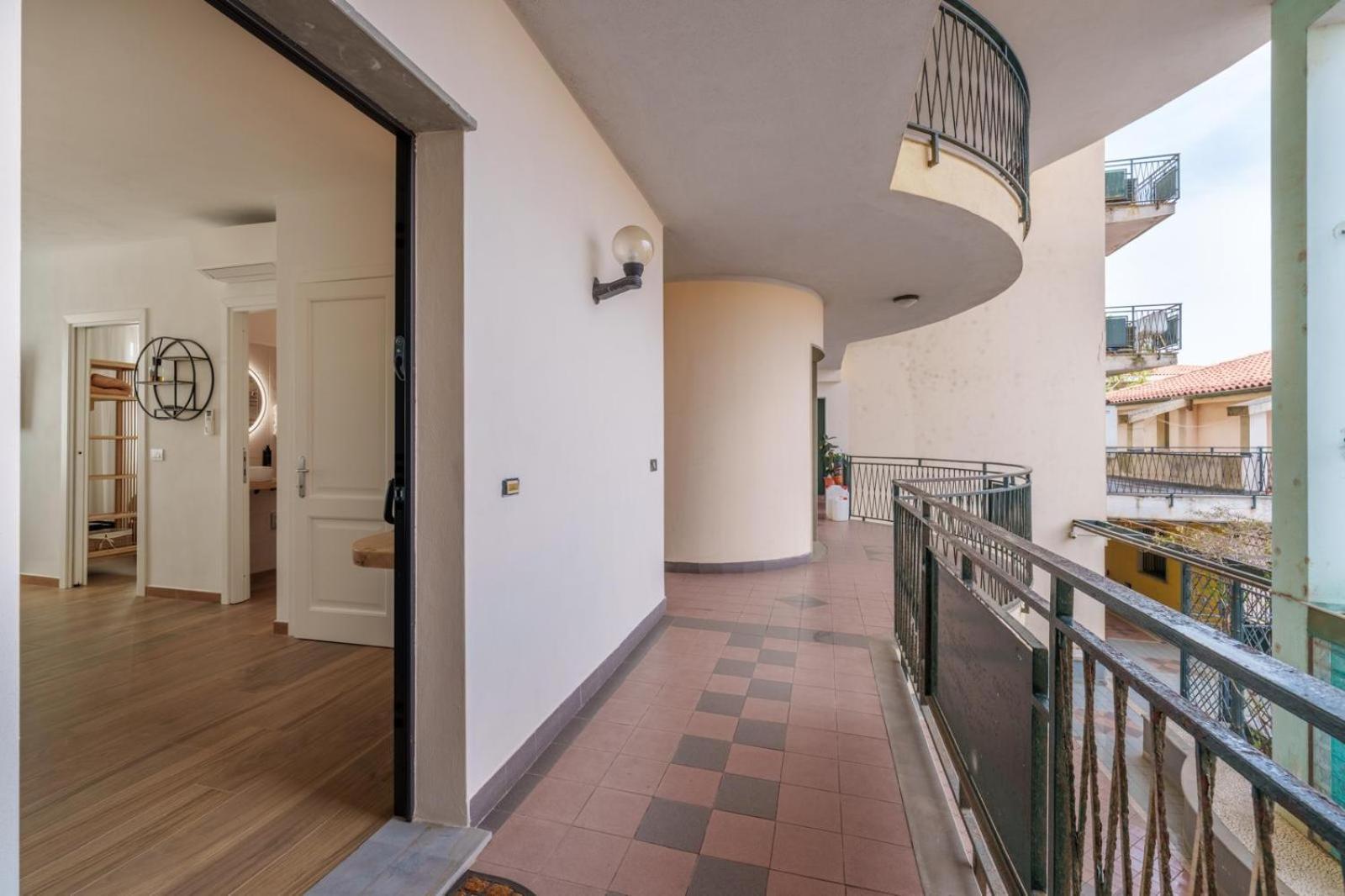 Dome House Hotel Olbia Exterior photo