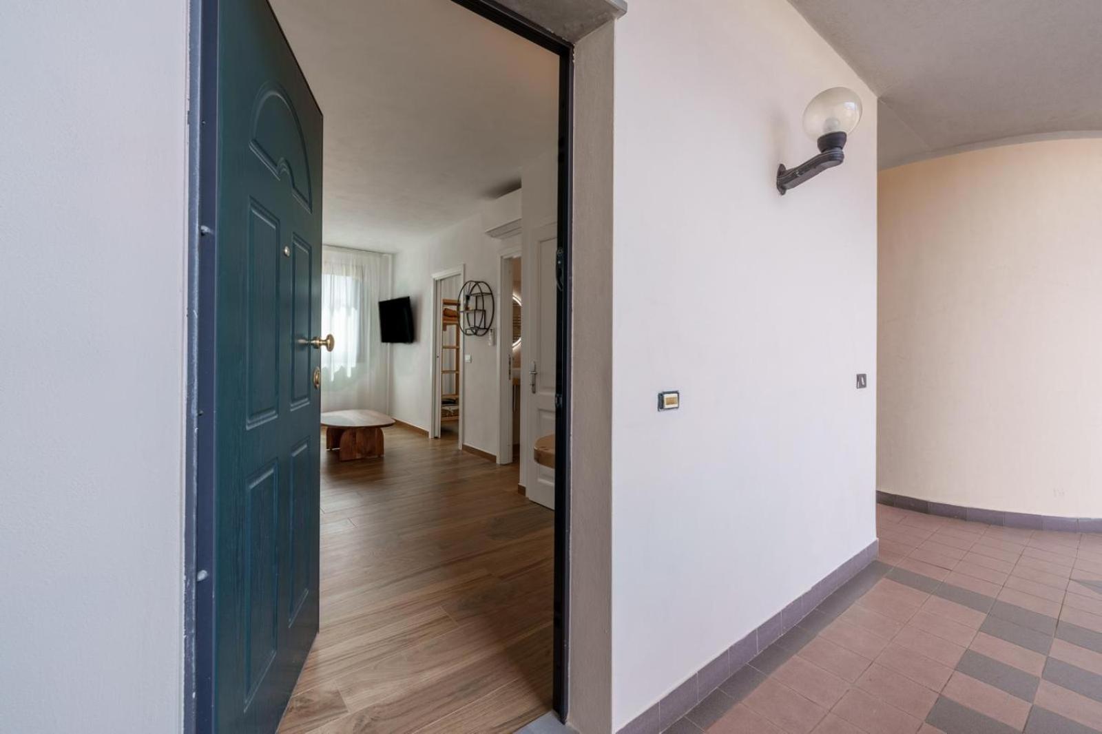 Dome House Hotel Olbia Exterior photo
